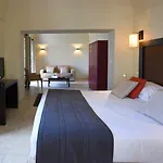 Perla Rossa Hotel LʼÎle-Rousse