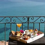 Hotel Perla Rossa LʼÎle-Rousse