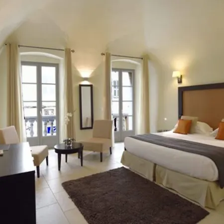 Perla Rossa LʼÎle-Rousse