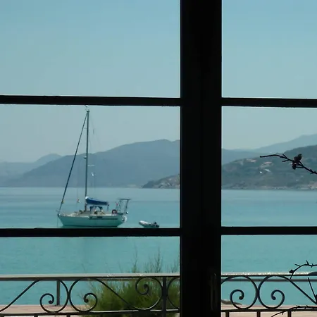 Perla Rossa LʼÎle-Rousse