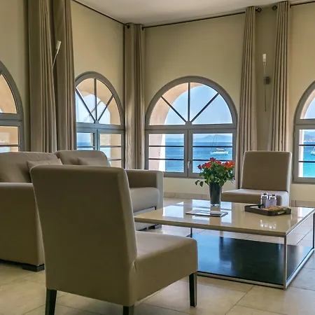 Hotel Perla Rossa L'Ile-Rousse (Corsica)