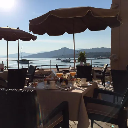 Perla Rossa L'Ile-Rousse (Corsica)