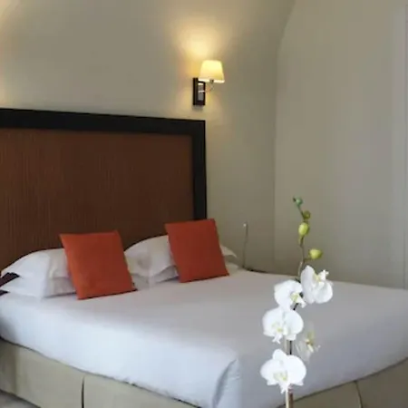 Hotel Perla Rossa L'Ile-Rousse (Corsica)