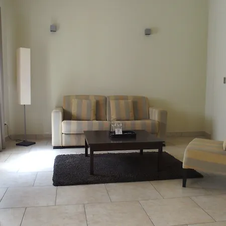 Perla Rossa 4* LʼÎle-Rousse