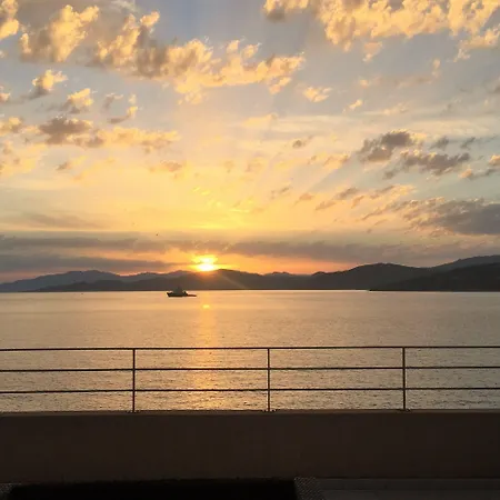 호텔 Perla Rossa LʼÎle-Rousse