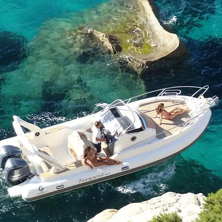 酒店 佩尔拉罗莎酒店 LʼÎle-Rousse