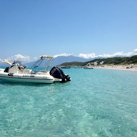 佩尔拉罗莎酒店 酒店