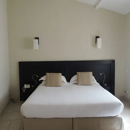 Hotel Perla Rossa L'Ile-Rousse (Corsica)