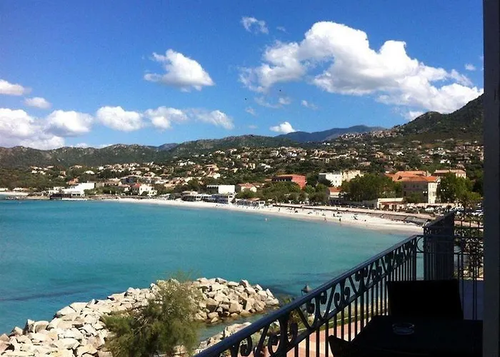 Szálloda Perla Rossa LʼÎle-Rousse